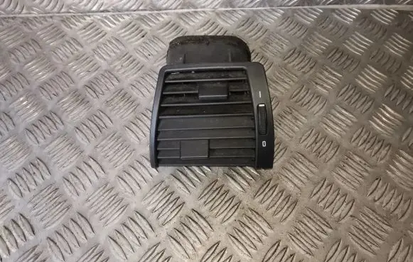 Dashboard side air vent grill/cover trim