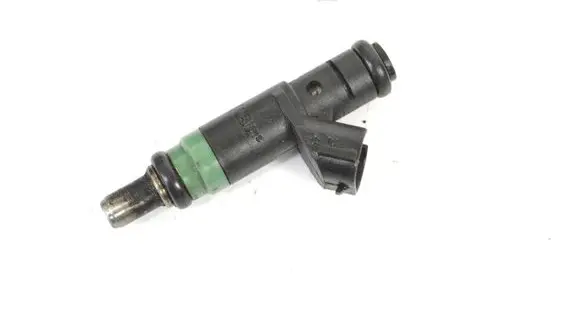 Citroen C5 Fuel injector 06C133551
