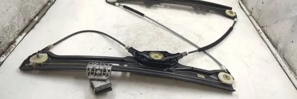 BMW 5 E60 E61 Front window lifting mechanism without motor 7034352