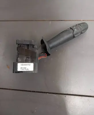 Renault Laguna II Indicator stalk VS34444702 251444