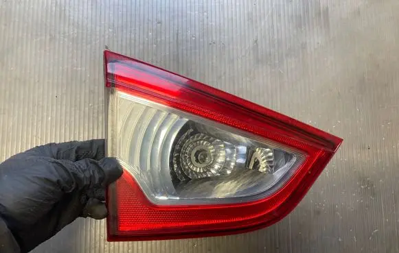 Suzuki SX4 S-Cross Tailgate rear/tail lights 13217733