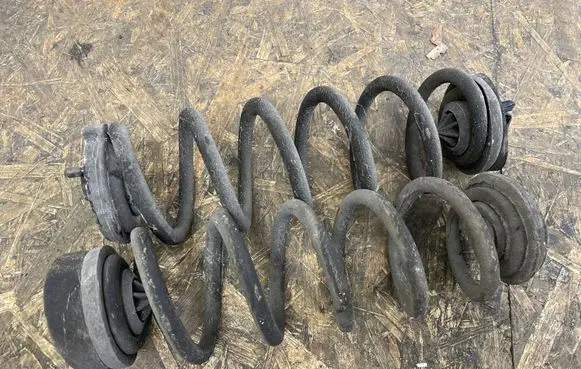 Audi A4 S4 B9 Rear coil spring