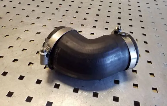 Audi TT TTS Mk2 Intercooler hose/pipe 1K0145838AG