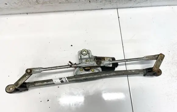 Front wiper linkage and motor