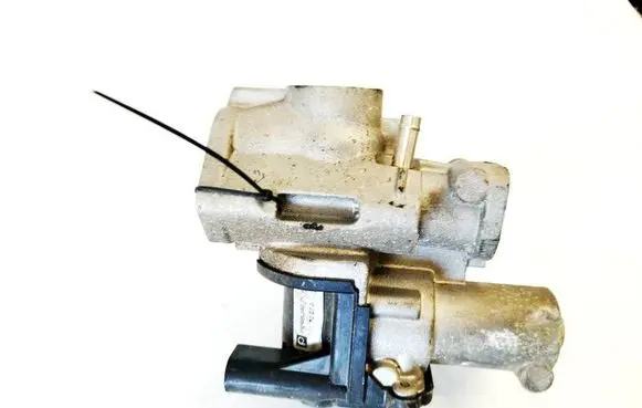 Audi A5 8T 8F EGR valve 701782070 6147600