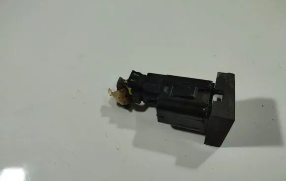 Chevrolet Aveo Seat heating switch 20785533