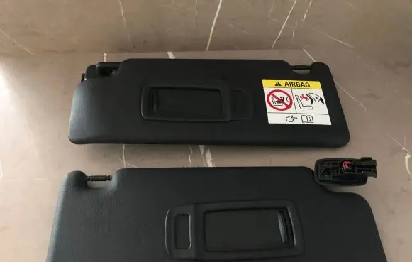 BMW 2 F45 Sun visor 20150310