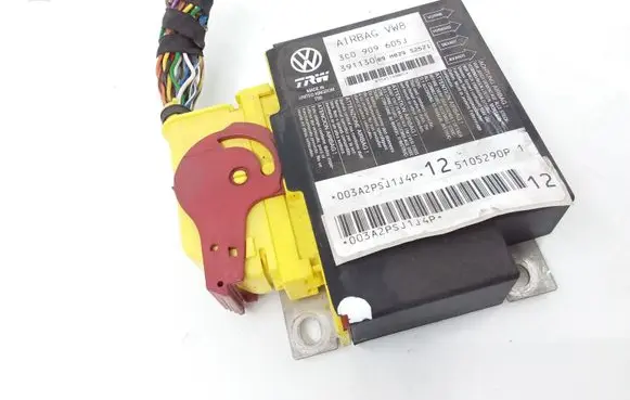 Volkswagen PASSAT B6 Airbag control unit/module 3C0909605J 391130