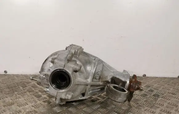 Infiniti Q50 Rear differential Y03E 383014GD1A