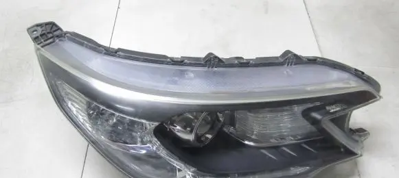 Honda CR-V Headlight/headlamp