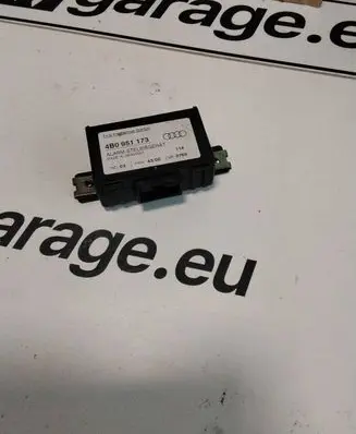 Audi A6 S6 C5 4B Alarm control unit/module 4B0951173