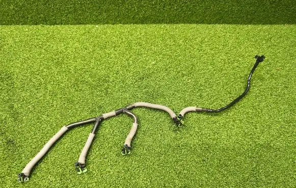 Fuel return line/hose