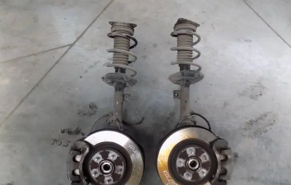 Renault Koleos II Front wheel hub spindle knuckle