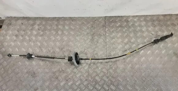 Gear shift cable linkage