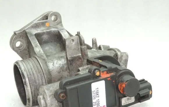 Volvo V70 EGR valve 36000997 31216573