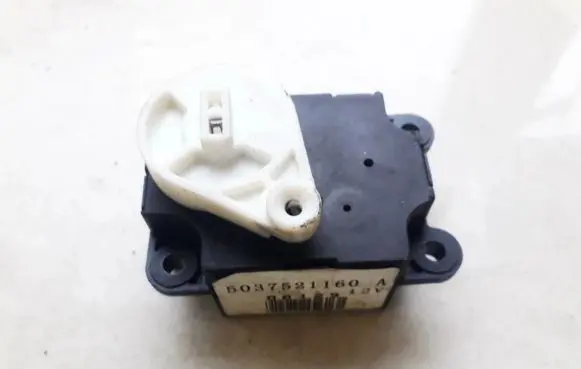 Renault Koleos I Air flap motor/actuator 5037521160A