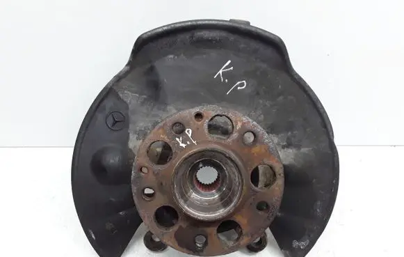 Mercedes-Benz Vaneo W414 Front wheel hub spindle knuckle