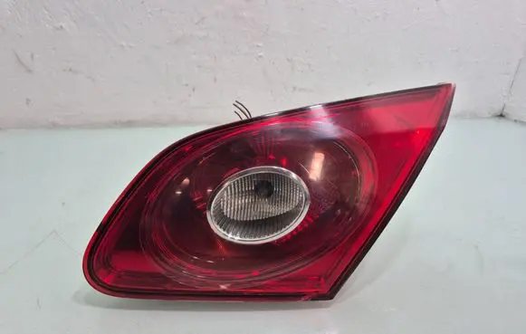 Volkswagen PASSAT CC Tailgate rear/tail lights 