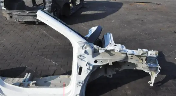 Citroen C4 III e-C4 Front quarter panel 
