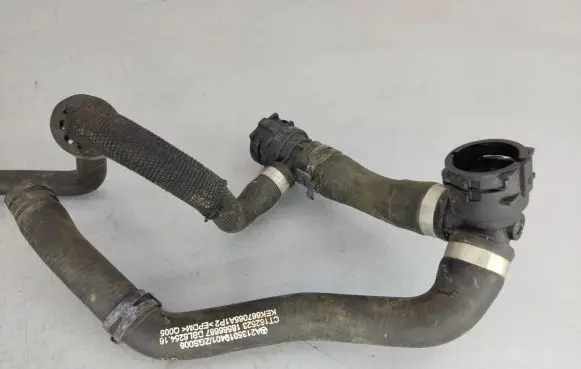 Mercedes-Benz E W213 Engine coolant pipe/hose A2135019401 CT162523 18566687