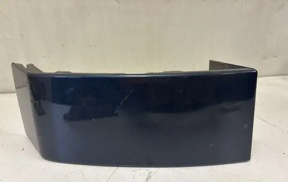 Volvo XC90 Rear/tail light trim molding 30698134