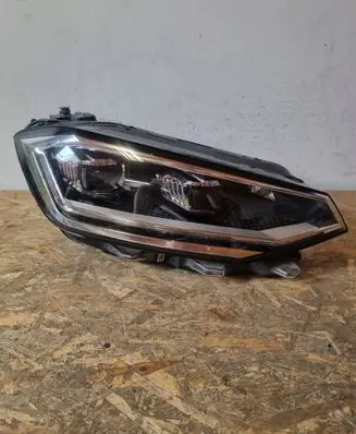 Volkswagen Golf Sportsvan Headlights/headlamps set 