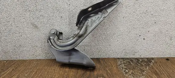 Mitsubishi ASX Engine bonnet/hood hinges 