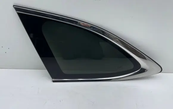 Subaru Outback (BT) Rear side window