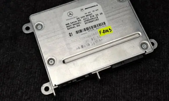 Mercedes-Benz A W169 Bluetooth control unit module A2118705526