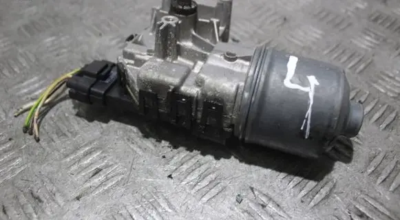 Peugeot 207 Wiper motor 0390241540