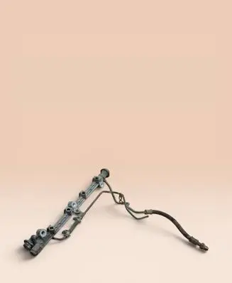 Suzuki Vitara (ET/TA) Fuel distributor