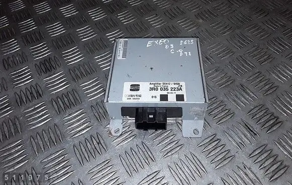 Seat Exeo (3R) Sound amplifier 3R0035223A