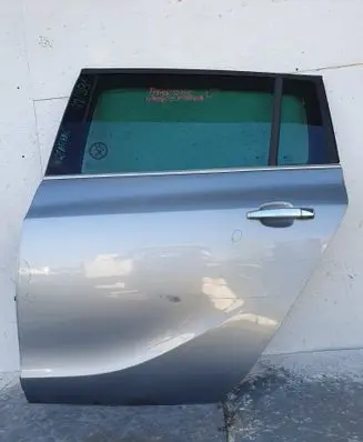 Rear door