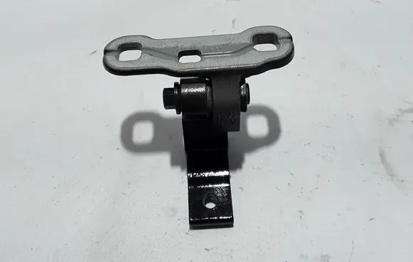 Volvo XC40 Rear door upper hinge 31457096