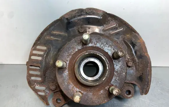 Subaru Outback Front wheel hub