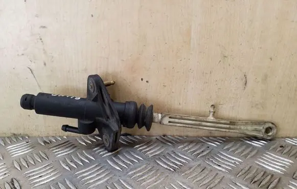 Volvo S70 V70 V70 XC Clutch master cylinder 9181217