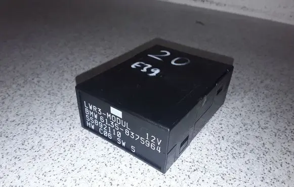 BMW 5 E39 Light module LCM 61358375964 8375964