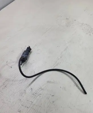 Mercedes-Benz C W204 Windscreen/windshield washer pump A0008605826 222958001