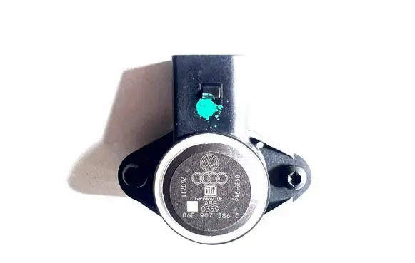 Audi A8 S8 D4 4H Intake manifold 06E907386C