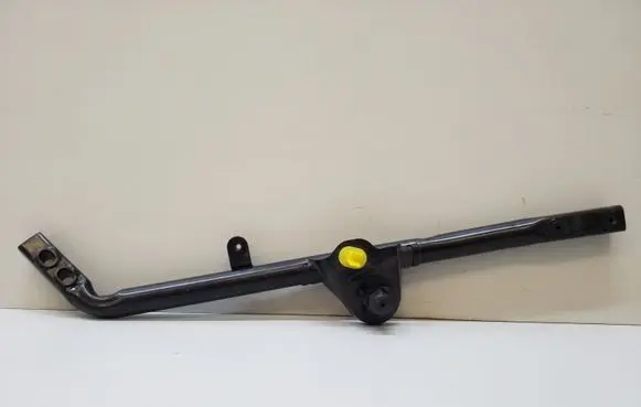 Chrysler Pacifica Radiator support slam panel bracket 68231356AB