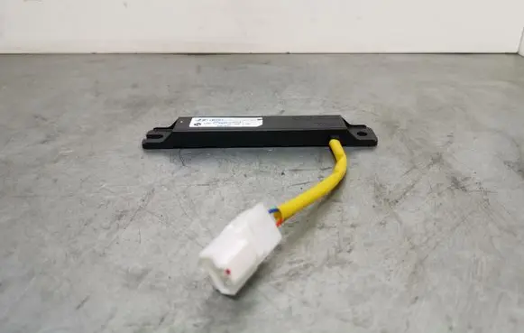 Interior comfort aerial antenna