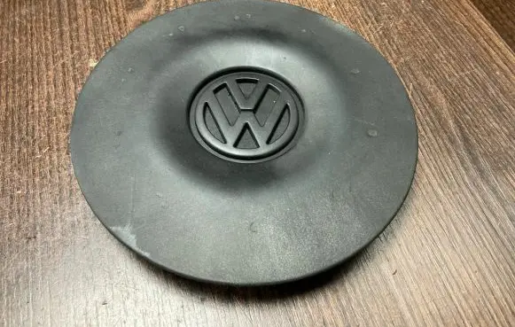 Volkswagen Transporter - Caravelle T4 Original wheel cap 7D0601151A