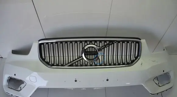 Volvo XC40 Front bumper R14P2