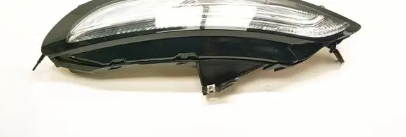 Jeep Cherokee Headlight/headlamp 68157105AO