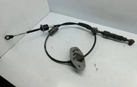 KIA Ceed Gear shift cable linkage 