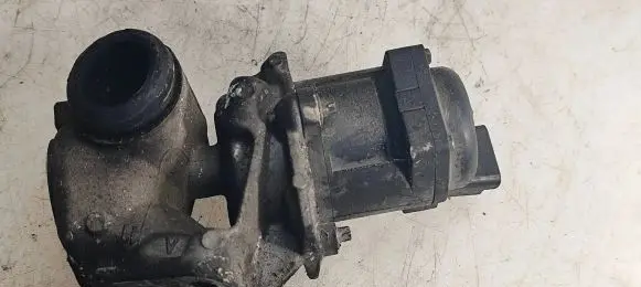 Citroen C4 I Picasso EGR valve 9672880080 V29006080 116600478