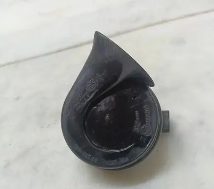Volkswagen PASSAT B6 Horn signal 3C0951221