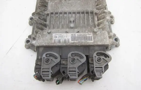 Citroen C4 I Engine control unit/module 9663384280 5WS40377F