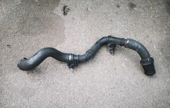 Opel Vivaro Air intake hose/pipe 144601915R 93867721