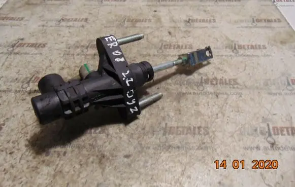 Toyota Corolla Verso AR10 Clutch master cylinder